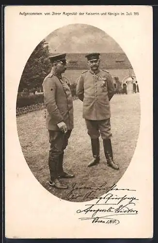 AK Kaiser Wilhelm II. mit Zigarette in Uniform im Gespräch