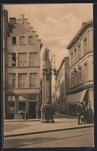 AK Antwerpen, O.L. Vrouw-beeldje op de Kleinmarkt