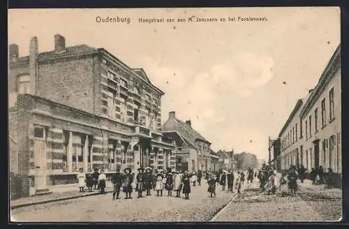 AK Oudenburg, Hootstraat van aan M. Janssens en het Pensionnaat
