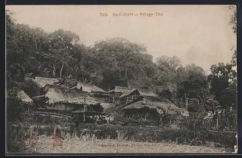 AK Bac-Kan, Village Tho