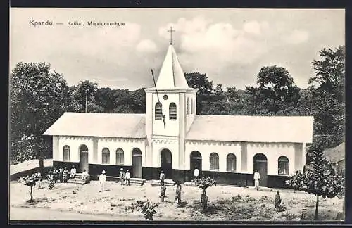 AK Kpandu, Kathol. Missionarsschule mit Vorplatz