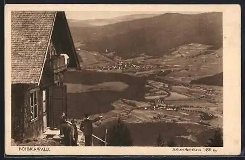 AK Arberschutzhaus /Böhmerwald, Teilansicht mit Blick ins Tal