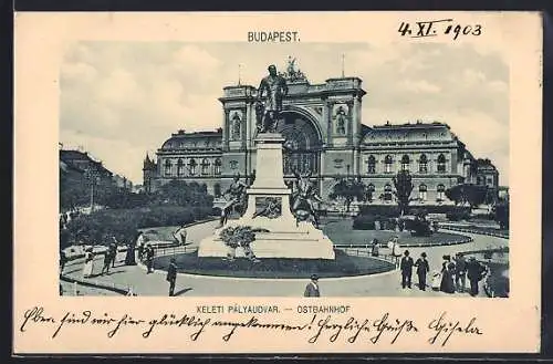 AK Budapest, Keleti Pályaudvar, Ostbahnhof mit Denkmal