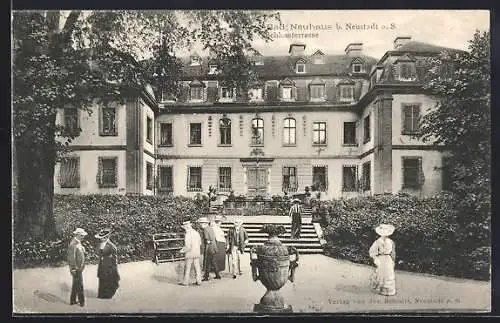 AK Bad Neuhaus b. Neustadt a. S., Blick zur Schlossterrasse