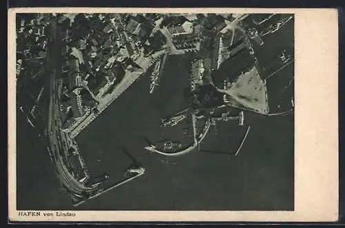 AK Lindau / Bodensee, Hafen von Lindau vom Flugzeug aus