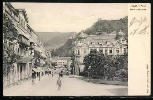 AK Bad Ems, Bahnhofstrasse mit Hotel Cuttenberg
