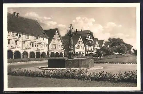 AK Freudenstadt /Schwarzwald, Marktplatz mit Wachthausbrunnen