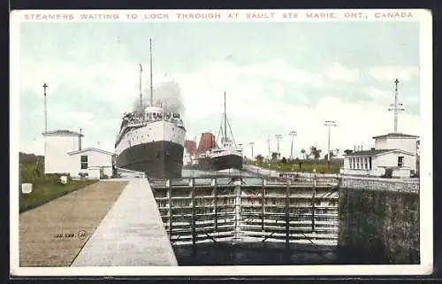 AK Sault Ste Marie /Ont., Steamers waiting to lock through