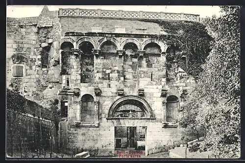 AK Split, Porta aurea