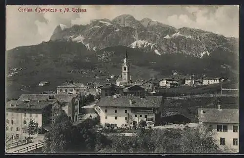 AK Cortina d'Ampezzo, Ortsansicht mit Mt. Tofana