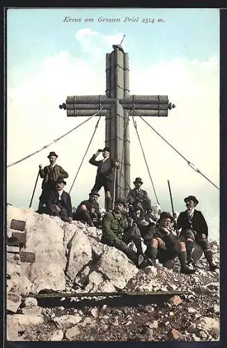 AK Grosser Priel, Gipfelkreuz mit Bergsteigern