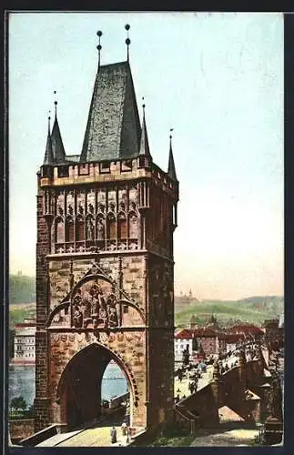 AK Prag / Praha, Karlsbrücke, Karluv most, Partie am Altstädter Brückenturm