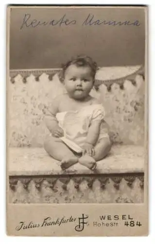 Fotografie Julius Frankfurter, Wesel, Hohe Str. 484, Porträt eines Kleinkinds