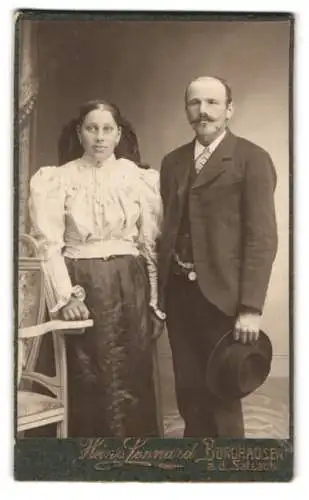 Fotografie Heinrich Lennardt, Burghausen a. d. Salzach, Portrait eines Paares