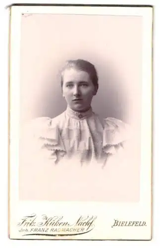 Fotografie Fritz Küken Nachf., Bielefeld, Porträt einer jungen Frau