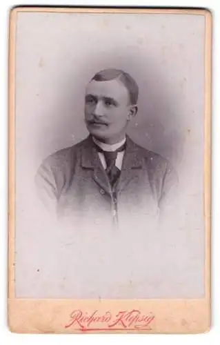 Fotografie Richard Klepsig, Hildesheim, Bahnhofs Allee 3, Porträt eines Mannes