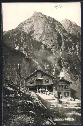 AK Grawand-Hütte, Hütte mit Berggipfeln und Personal