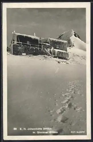 AK E. H. Johannhütte, Berghütte im Schnee mit Glockner