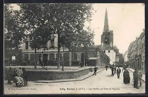 AK Redon /I.-et-V., Les Halles, la Tour et l`Église