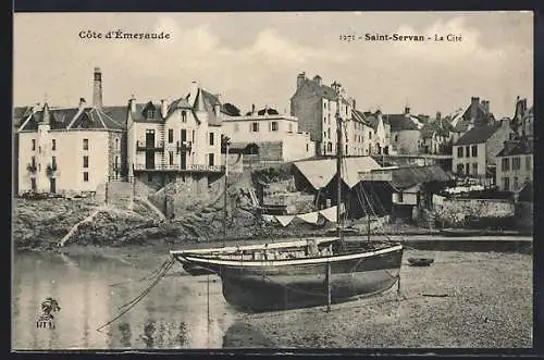 AK Saint-Servan, La Cité et bateau sur la Côte d`Émeraude
