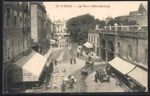 AK St-Malo, La Place Châteaubriand