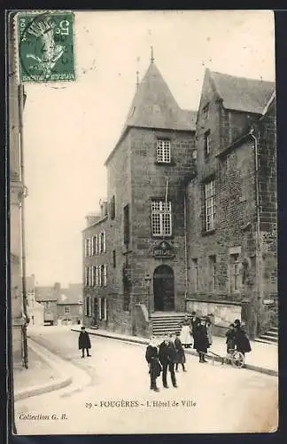AK Fougères, L`Hôtel de Ville