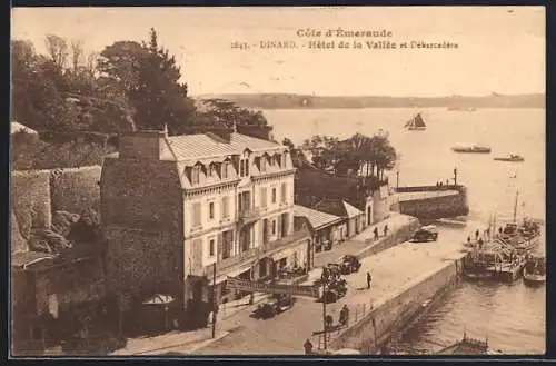AK Dinard, Hôtel de la Vallée et Débarcadère