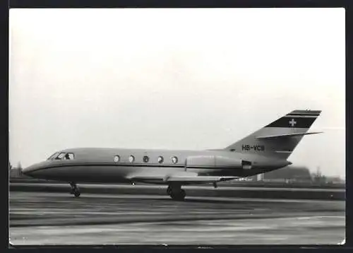 Fotografie Flugzeug Dassault Falcon, Jet mit Schweizer Kennung HB-VCB
