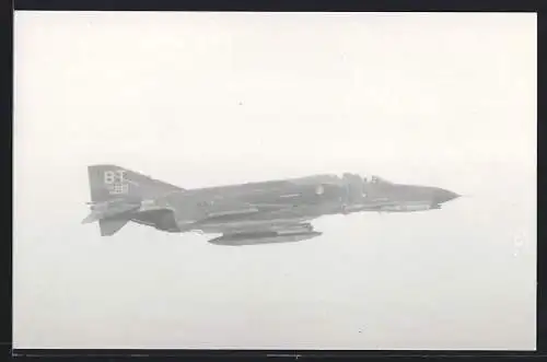 Fotografie Flugzeug McDonnell F-4 Phantom, Kampfjet Kennung BT-261 der USAF