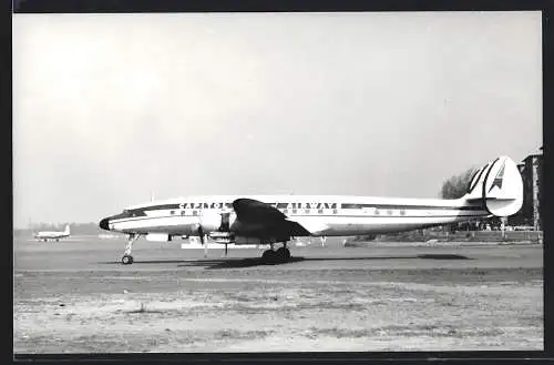 Fotografie Flugzeug Lockheed Constellation, Capitol Airways, Kennung N97200