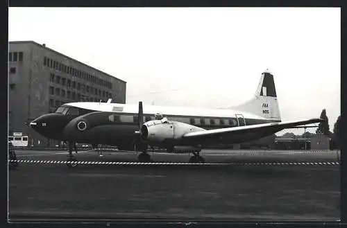 Fotografie Flughafen Berlin-Tempelhof, Flugzeug der FAA Kennung N95
