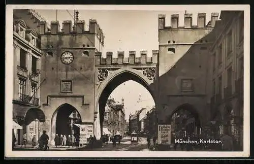 AK München, Karlstor mit Neuhauser Strasse, Strassenbahn