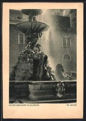 Foto-AK Adalbert Defner: Salzburg, Blick auf den Residenzbrunnen