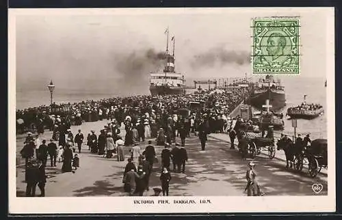 AK Douglas Victoria Pier