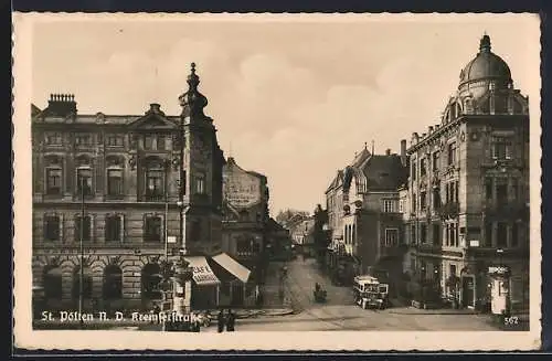 AK St. Pölten /N. D., Kremserstrasse mit Cafe Bahnhof