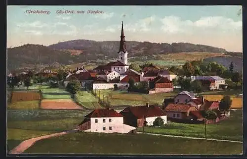 AK Ulrichsberg /Ob.-Oest., Totalansicht von Norden, mit Bergpanorama