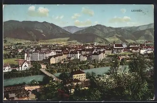 AK Leoben, Totalansicht mit Brücke u. Bergpanorama