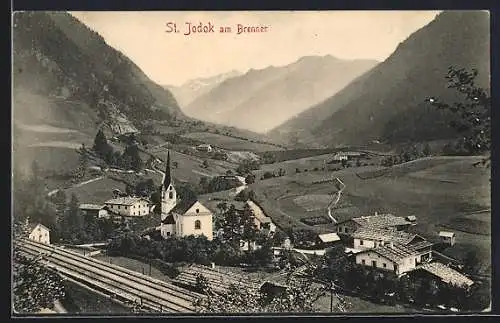 AK St. Jodok am Brenner, Ortsansicht mit Kirche von oben