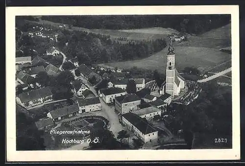 AK Hochburg /O.-D., Dorfpartie vom Flugzeug aus