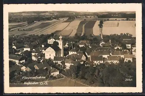 AK Hofkirchen /O.-Ö., Teilansicht mit Kirche