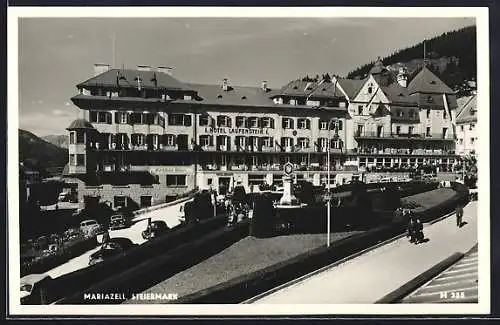 AK Mariazell /Steiermark, Hotel Laufenstein mit Grünanlage