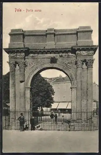 AK Pola, Porta aurea