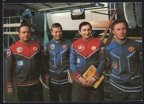 AK Gemeinsamer Kosmosflug UdSSR-DDR, Fliegerkosmonauten Waleri Bykowsky, Sigmund Jähn u. Eberhard Köllner