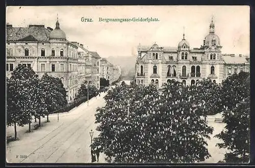 AK Graz, Bergmanngasse-Geidorfplatz mit blühenden Ahornbäumen