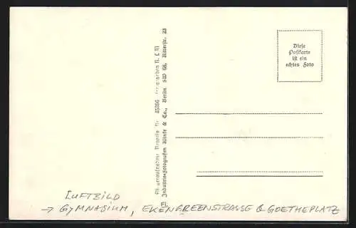 AK Schönberg /Mecklenburg, Teilansicht mit grossem Gebäude, Fliegeraufnahme