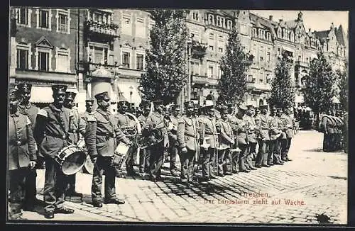 AK Dresden-Neustadt, Der Landsturm zieht auf Wache