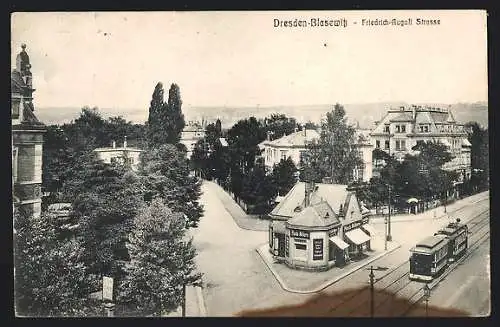 AK Dresden-Blasewitz, Friedrich-August Strasse mit Strassenbahn
