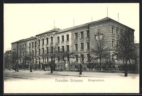 AK Dresden-Striesen, Strassenpartie mit Bürgerschule