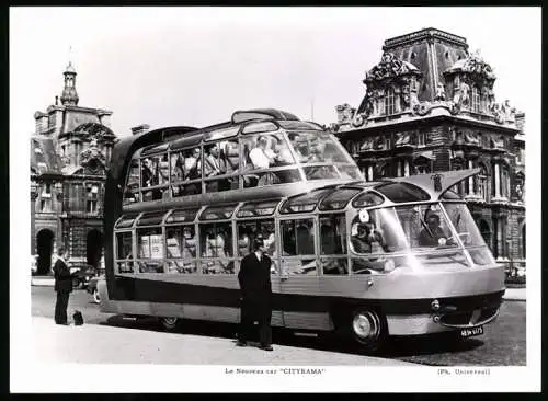 Fotografie Ansicht Paris, Le Nouveau car Cityrama vor dem Louvre, Panorama Bus, Stadtrundfahrt