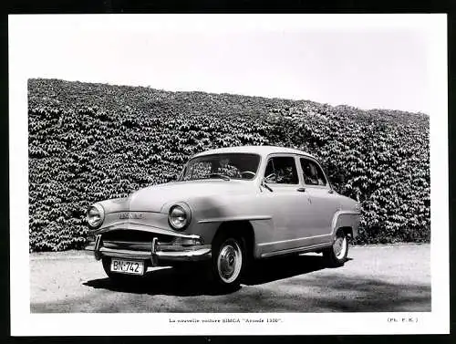 Fotografie F.K., Auto Simca Aronde 1300 mit Kennzeichen: BN-742